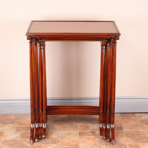 GOOD QUALITY MAHOGANY QUARTETTO NEST OF TABLES - ADDITIONAL PHOTO 1
