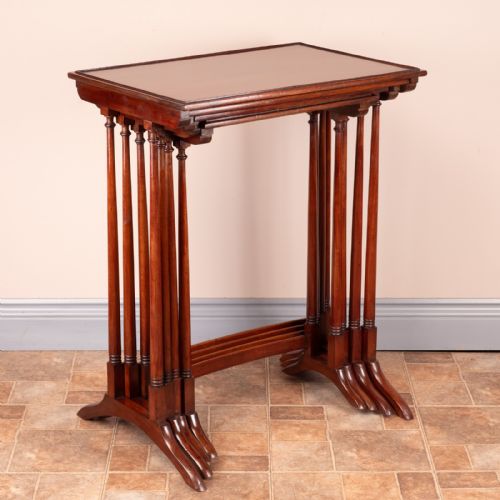 GOOD QUALITY MAHOGANY QUARTETTO NEST OF TABLES - ADDITIONAL PHOTO 3