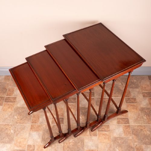 GOOD QUALITY MAHOGANY QUARTETTO NEST OF TABLES - ADDITIONAL PHOTO 13