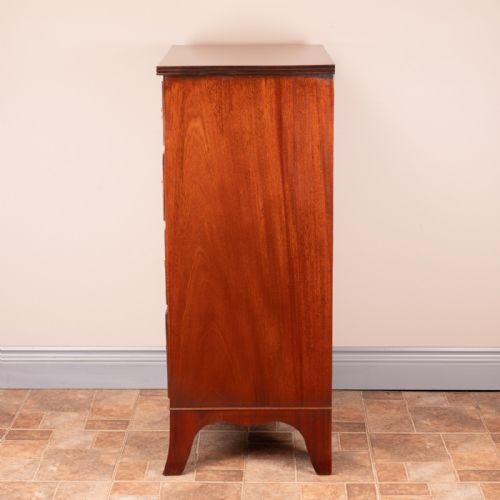 NARROW MAHOGANY FOUR DRAWER CHEST OF DRAWERS - ADDITIONAL PHOTO 8