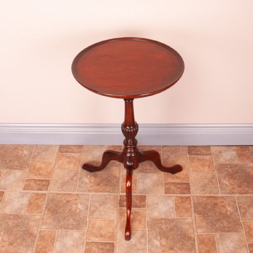 MAHOGANY WINE TABLE - ADDITIONAL PHOTO 1