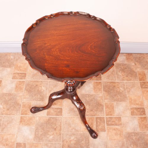 GOOD QUALITY CARVED MAHOGANY WINE TABLE - ADDITIONAL PHOTO 3
