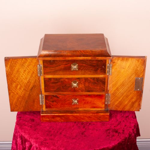 GOOD QUALITY WALNUT TABLE TOP COLLECTOR'S CABINET - ADDITIONAL PHOTO 8