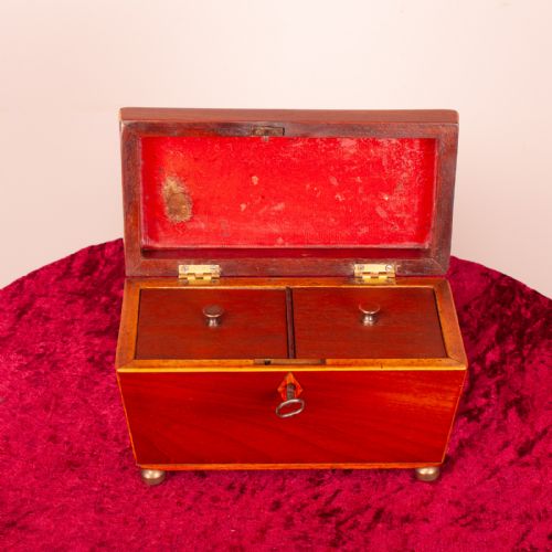 SMALL 19THC MAHOGANY TEA CADDY - ADDITIONAL PHOTO 5