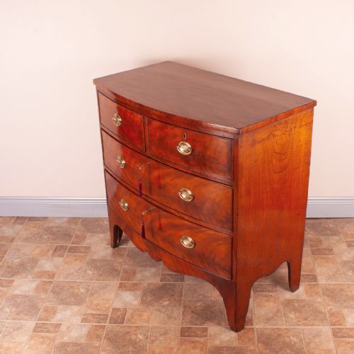 19THC MAHOGANY BOW FRONTED CHEST OF DRAWERS - ADDITIONAL PHOTO 5
