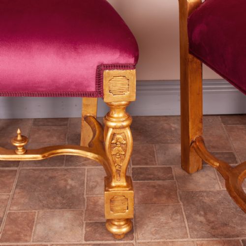 PAIR OF 19THC CONTINENTAL GILT HALL CHAIRS - ADDITIONAL PHOTO 10