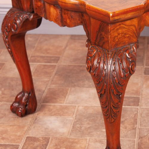 FINE QUALITY WALNUT COFFEE TABLE - ADDITIONAL PHOTO 10