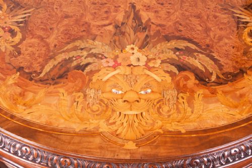 GOOD QUALITY MARQUETRY TOPPED ROUND COFFEE TABLE - ADDITIONAL PHOTO 8