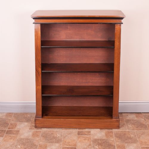 good sized walnut open bookcase - CATEGORY: ANTIQUE BOOKCASES - DATED EDWARDIAN