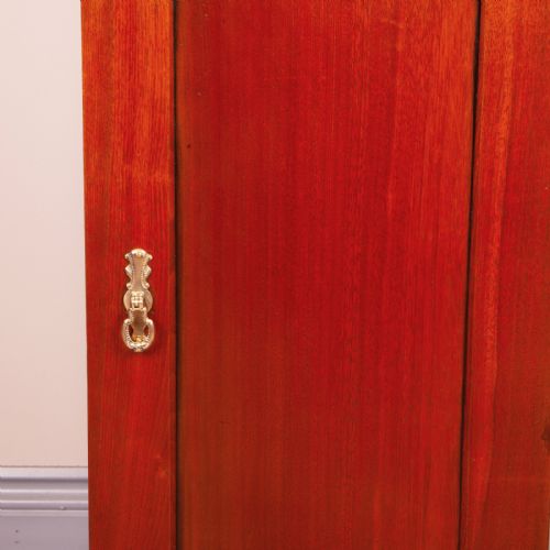 WALNUT BEDSIDE CABINET - ADDITIONAL PHOTO 6