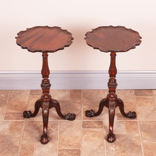 VERY GOOD QUALITY PAIR OF CARVED MAHOGANY WINE TABLES - ADDITIONAL PHOTO 1