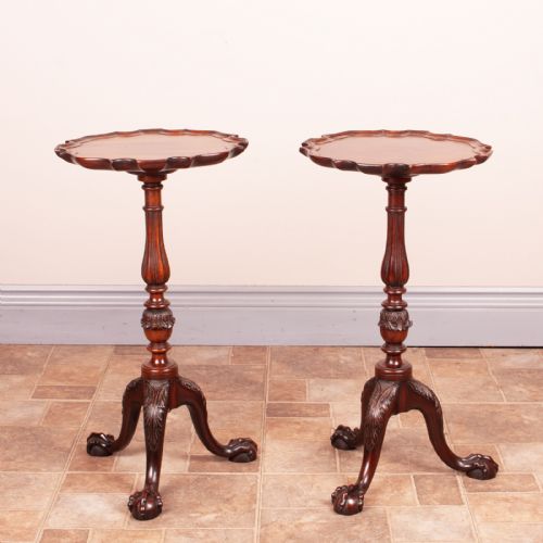 VERY GOOD QUALITY PAIR OF CARVED MAHOGANY WINE TABLES - ADDITIONAL PHOTO 2