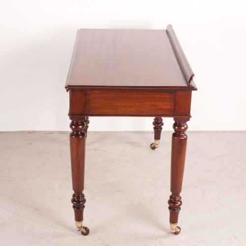 FINE QUALITY 19THC MAHOGANY TWO DRAWER SIDE TABLE BY W WILLIAMSON SONS OF GUILDFORD - ADDITIONAL PHOTO 3