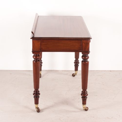 FINE QUALITY 19THC MAHOGANY TWO DRAWER SIDE TABLE BY W WILLIAMSON SONS OF GUILDFORD - ADDITIONAL PHOTO 9