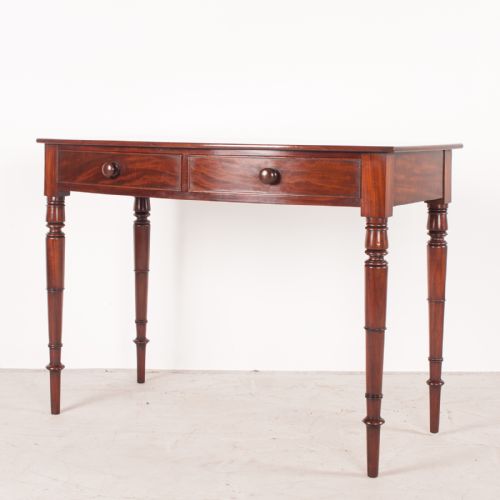 19THC TWO DRAWER MAHOGANY BOW FRONT SIDE TABLE - ADDITIONAL PHOTO 1