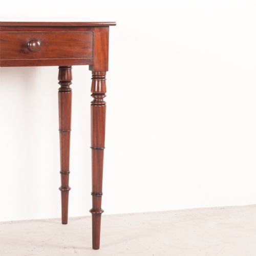 19THC TWO DRAWER MAHOGANY BOW FRONT SIDE TABLE - ADDITIONAL PHOTO 9