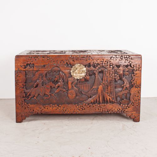 DEEPLY CARVED ORIENTAL CAMPHORWOOD TRUNK - ADDITIONAL PHOTO 3