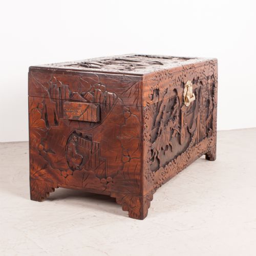 DEEPLY CARVED ORIENTAL CAMPHORWOOD TRUNK - ADDITIONAL PHOTO 4