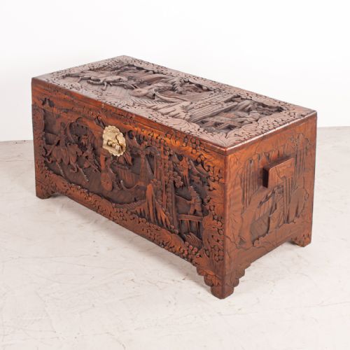 DEEPLY CARVED ORIENTAL CAMPHORWOOD TRUNK - ADDITIONAL PHOTO 5