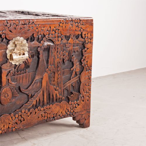 DEEPLY CARVED ORIENTAL CAMPHORWOOD TRUNK - ADDITIONAL PHOTO 10