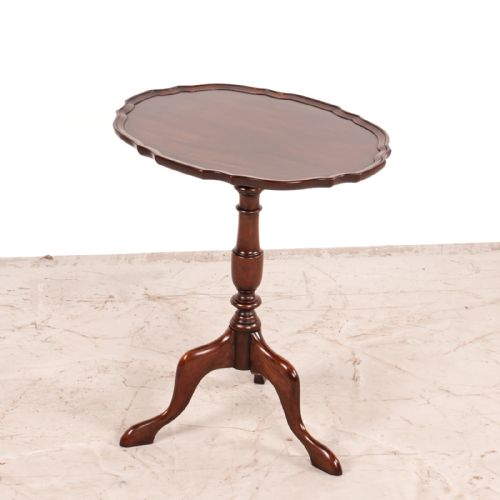 MAHOGANY OVAL TOPPED WINE TABLE - ADDITIONAL PHOTO 3