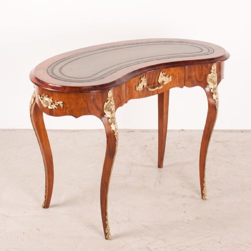 FINE QUALITY VICTORIAN WALNUT KIDNEY SHAPED WRITING TABLE - ADDITIONAL PHOTO 10
