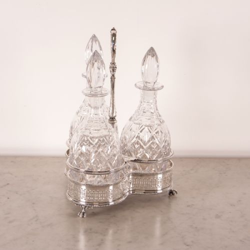 VICTORIAN WALKER HALL SILVER PLATED TANTALUS - ADDITIONAL PHOTO 4