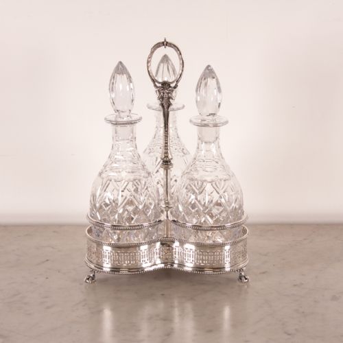VICTORIAN WALKER HALL SILVER PLATED TANTALUS - ADDITIONAL PHOTO 5