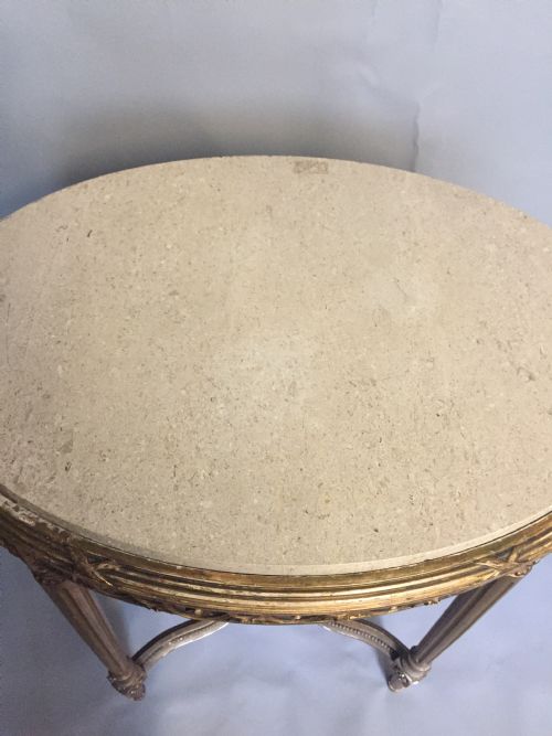 AN ELEGANT EARLY 20THC GILTWOOD MARBLE TOPPED LAMP TABLE - ADDITIONAL PHOTO 2