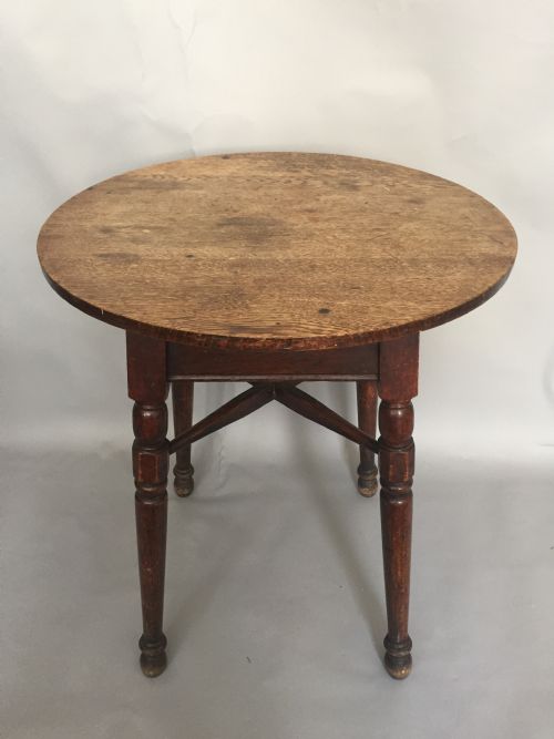 a 19thc oak topped tavern table - CATEGORY: ANTIQUE TABLES - DATED 19TH CENTURY