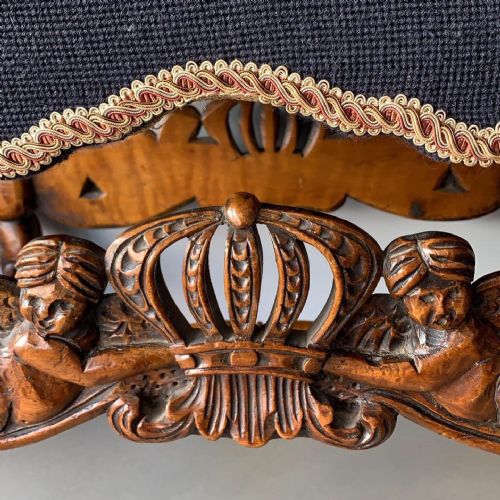 A WONDERFUL 19THC WALNUT CONTINENTAL TAPESTRY STOOL - ADDITIONAL PHOTO 2