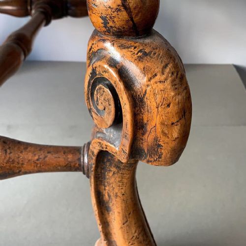 A WONDERFUL 19THC WALNUT CONTINENTAL TAPESTRY STOOL - ADDITIONAL PHOTO 3