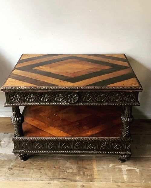 an unusual late 16th early 17thc two tiered table - CATEGORY: ANTIQUE FURNITURE - DATED 16TH CENTURY