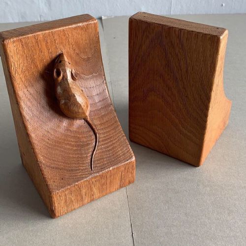 A PAIR OF OAK MOUSEMAN BOOKENDS - ADDITIONAL PHOTO 2