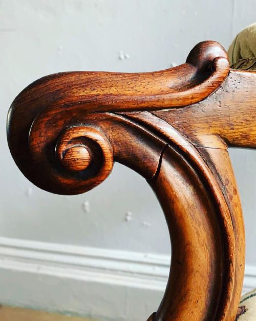 19THC CARVED ROSEWOOD ARMCHAIR CHAIR - ADDITIONAL PHOTO 2
