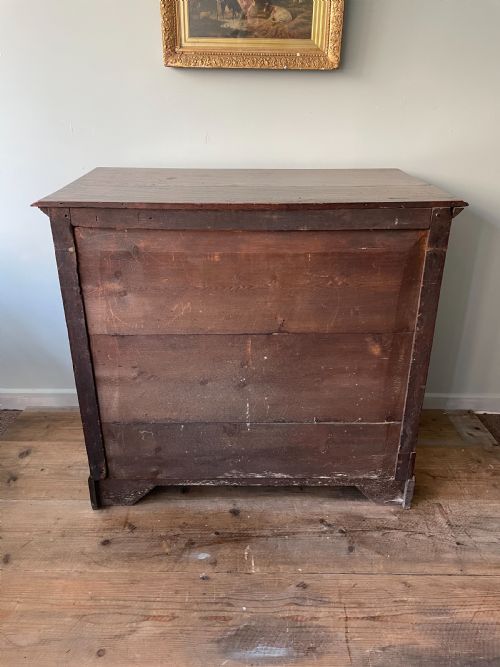A WILLIAM AND MARY OAK CHEST OF DRAWERS - ADDITIONAL PHOTO 7