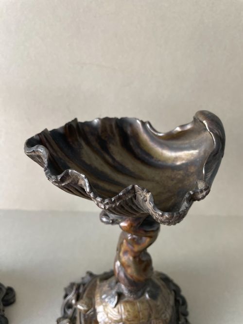 A REGENCY PAIR OF BRONZE TAZZAS - ADDITIONAL PHOTO 8