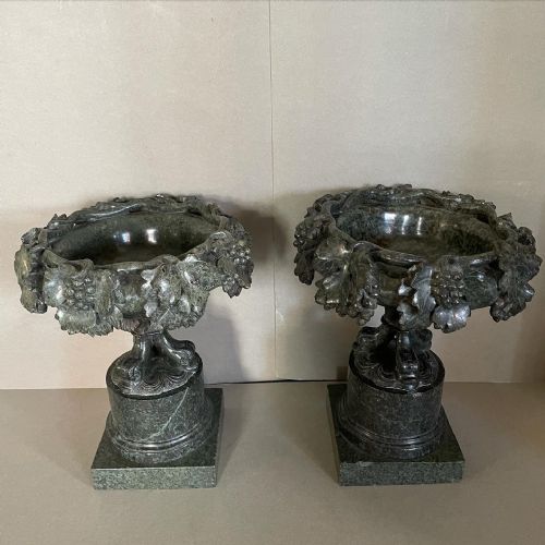 a pair of grand tour serpentine tazzas - CATEGORY: ANTIQUE MISCELLANEOUS - DATED 19TH CENTURY