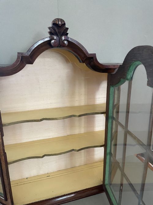 A 19THC DUTCH STYLE HANGING WALL CUPBOARD - ADDITIONAL PHOTO 3