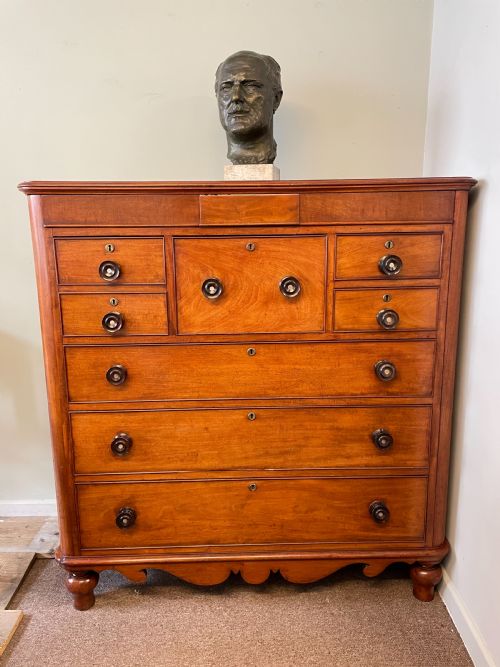 a 19thc scottish chest of drawers - CATEGORY: ANTIQUE CHEST OF DRAWERS - DATED 19TH CENTURY