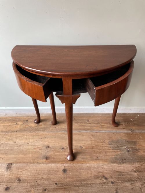 A MID 18THC MAHOGANY FOLDING TEA TABLE - ADDITIONAL PHOTO 1