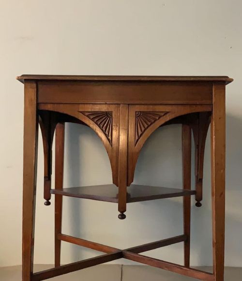 AN AESTHETIC MOVEMENT MAHOGANY OCCASIONAL TABLE - ADDITIONAL PHOTO 3