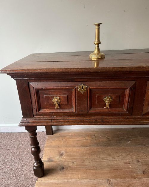 A 17THC OAK DRESSER BASE - ADDITIONAL PHOTO 2