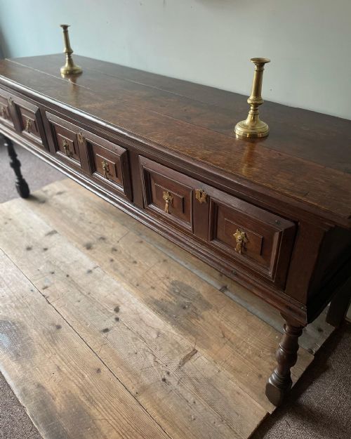 A 17THC OAK DRESSER BASE - ADDITIONAL PHOTO 3