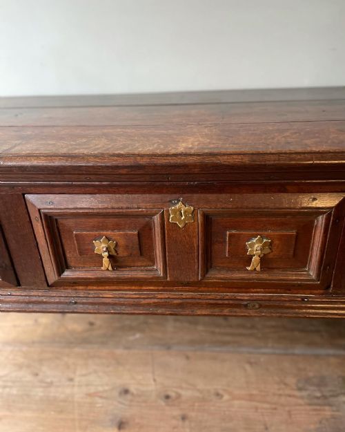 A 17THC OAK DRESSER BASE - ADDITIONAL PHOTO 8
