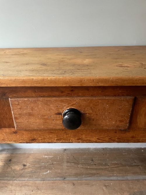 A 19THC PINE DRESSER BASE - ADDITIONAL PHOTO 2