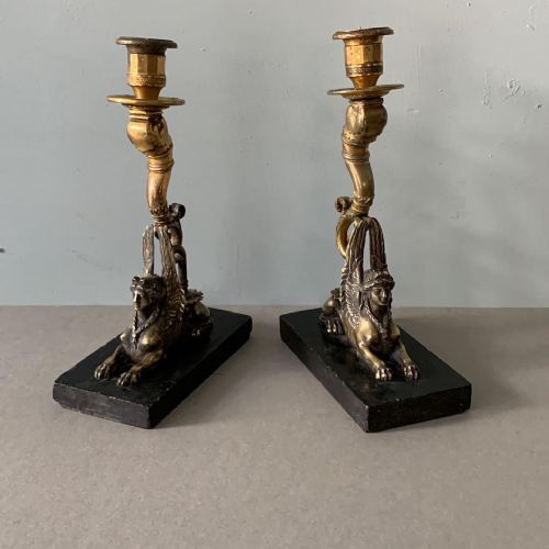 A PAIR OF FRENCH EMPIRE BRONZE CANDLESTICKS - ADDITIONAL PHOTO 3