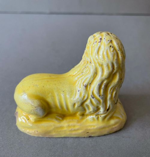 A RARE 18THC PEARLWARE LION - ADDITIONAL PHOTO 1