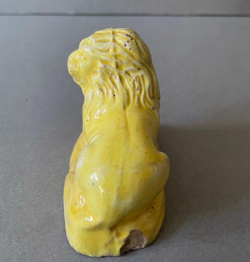 A RARE 18THC PEARLWARE LION - ADDITIONAL PHOTO 3
