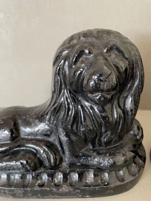 A PAIR OF 19THC CAST IRON LION DOOR PORTERS - ADDITIONAL PHOTO 1